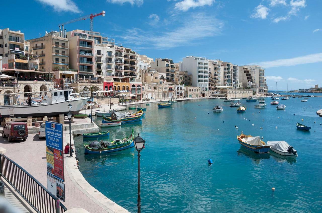 Cosy 1Br Penthouse With Terrace, Great Location Lägenhet Gzira Exteriör bild